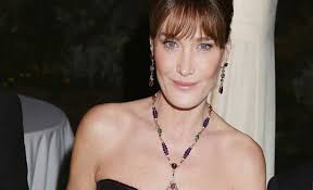 Carla Bruni (Carla Bruni): abeslariaren biografia