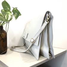 Visa® signature or banana republic credit card is issued by synchrony bank. Banana Republic Hilary Clutch Bag Shopee Malaysia Bags Clutch Bag Leather Backpack