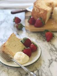 Einkorn Angel Food Cake Delicious Wheat Alternative Cake For The Wheat Sensitive Folks In 2020 Cake Recipes Angel Food Cake Pan Food