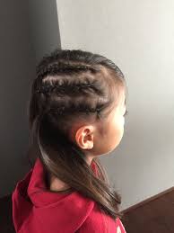 子供のピアノやダンスの発表会で活用できる簡単ヘアアレンジ Tバッグ