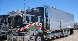 茨城アートトラック連盟チャリティ撮影会 ２０１１ トラック デコトラ 働く 車