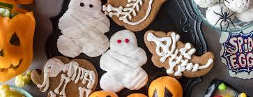 This is the most popular public beach to both tourists and locals. 11 Tempat Wisata Kepulauan Nias Terindah Tokopedia Blog