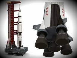 Saturn V Rocket And Launch Pad Paper Model By Paper Replika A Very Well Done Paper Model Created By Indonesian Design Modelo De Papel Foguete Modelos