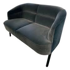 Wittmann Odeon Dining Bench In Velvet In 2020 Modern Leather Sofa Italian Style Sofas Dining Bench