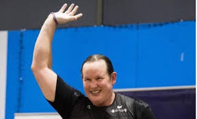 Aug 02, 2021 · laurel hubbard of new zealand reacts after dropping the barbell in a lift, in the women's +87kg weightlifting event at the 2020 summer olympics, monday, aug. Laurel Hubbard Wohl Als Erste Trans Athletin Zu Olympia Mannschaft