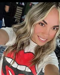 Dimas Galvan's Instagram, Twitter & Facebook