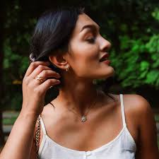 Women's Estella Starburst Necklace