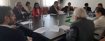 Conform prevederilor actului normativ, copiii vor fi scutiti de vaccinare, doar daca parintii fac dovada faptului ca un medic interzice vaccinarea Proiectul Legii VaccinÄƒrii Obligatorii Intreaga PopulaÈ›ie A È›Äƒrii Ar Deveni LipsitÄƒ De DiscernÄƒmant Inclusiv Politicienii Alte Argumente Pentru InlÄƒturarea OricÄƒrei Forme De Obligativitate Impuse Pacientului In Ceea Ce PriveÈ™te Accesarea