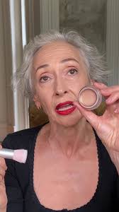 Achieving a Natural Sun Kissed Look with RMS Beauty Bronzer