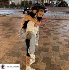 Watchers, of whom szroeder has nearly half a million, appreciate her naturalness and modesty. Natalia Schroeder Instagram