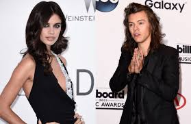Sara pinto sampaio (born 21 july 1991) is a portuguese model and actress. Caras Sara Sampaio Passa Noite Romantica Com Harry Styles