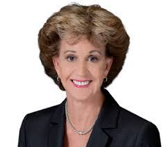 Deanna Compton's Instagram, Twitter & Facebook