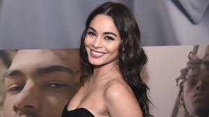 Detienen a vocal de mesa al descubrirse que tenía orden de detención por hurto. Vanessa Hudgens Se Burla De Donald Trump Con Meme De High School Musical