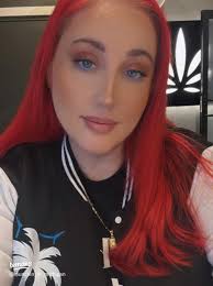 WWE Mom & Wife: A Fun Journey into Wrestling Culture!