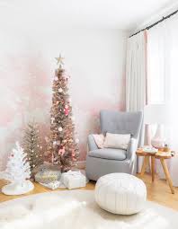 What's the best color to decorate for christmas? 28 Small Christmas Tree Ideas Mini Holiday Trees To Decorate