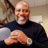 Michael Dellinger's Instagram, Twitter & Facebook