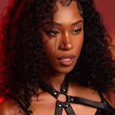 Kwhxte Bio: Age, Family & Facts