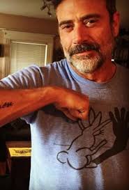 290 Jeffrey Dean Morgan