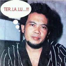Raden haji oma irama or better known as rhoma irama (born in tasikmalaya, west java, indonesia on december 11, 1946) is an indonesian dangdut singer. Sandiaga Sebut Rhoma Irama Akan Jadi Inspirator Bagi Tim Pemenangan Prabowo Kaskus
