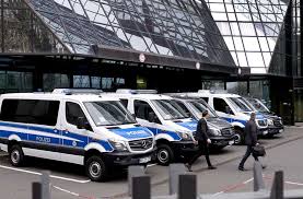 Razzia Bei Der Deutschen Bank Boser Verdacht Wirtschaft Stuttgarter Zeitung