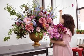 Flowers discount code check out these discount codes from easyonlineflowers.com ends 31 aug • last used 10 hours ago. The Opulent Flower Company That Never Says No Wsj