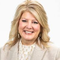 Susan Pattison's Instagram, Twitter & Facebook