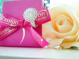 Cincin kawin, cincin tunangan, cincin nikah, harga murah kualitas terjamin lengkap dg surat dan sertifikat berlian bbm: Model Dan Harga Cincin Nikah Cincin Kawin Terbaru 2020 Passion Jewelry
