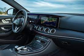 In this video i go over some of the key features of the brand new 2020 mercedes benz e 350 sedan. 2020 Mercedes E350 Blends Entry Level And E Class