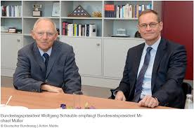 Vidare måste förbundsrådet godkänna alla lagändringar som berör förbundsländernas intressen samt grundlagsändringar.även alla andra lagändringar måste godkännas av förbundsrådet, ehuru de andra lagändringarna kan överröstas av förbundsdagen (om mer än. Bundesrat Ø¹Ù„Ù‰ ØªÙˆÙŠØªØ± Treffen Im Bundestag Bundesratsprasident Michaelmuller Wurde Heute Von Bundestagsprasident Wolfgangschauble Zum Antrittsbesuch Empfangen Https T Co O8jbhj8equ Https T Co 36i7agg31q