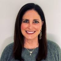 Jennifer Solari's Instagram, Twitter & Facebook