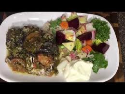 Mousseul De Poisson A La Marmite Accompagne De La Salade Ordinaire Et Mayonnaise A La Senegalaise Youtube La Marmite Marmite Mayonnaise