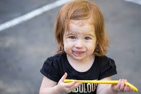 A N N A · H O L D E N ◊ documentary family photographer