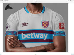 Introducing the official west ham united and umbro training collection. Gsb Out On Twitter West Ham Home Away 3rd Shirts 20 21 Yes Or No