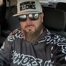 Please help us welcome Brandon Mcguoirk to the Florida Ski Riders admin  team! Mr bring extra gas can be caught log jumping, carving waterways,  diving into ￼alligator infested water to clean out