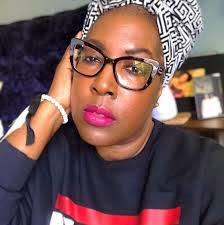 Sidney Bean's Instagram, Twitter & Facebook