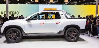 Renault Is Set To Unveil The Duster Oroch Show Car In A World Premiere At The 28th Sao Paulo Motor Show In Brazil Octobe Renault Car In The World Mens Toys