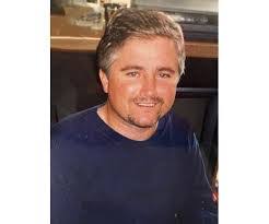 Darren Estes's Instagram, Twitter & Facebook