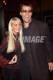 With a yearly estimated income of over $30 million dollars, tony has proven what he preaches; Anthony Robbins Wife Healthy Relationship Rules