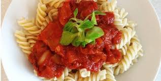 Une Sauce Pour Pates Avec Des Legumes Caches Recettes Ma Fourchette In 2020 Healthy Soup Recipes Cooking Cook Fresh Spinach