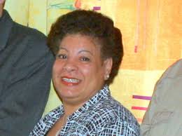 Arbeit: Bei Kaffee und Kuchen nach neuer Arbeit suchen. Jobcafé Langenhagen  besteht 10 Jahre.