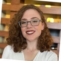 Kellie Delaney's Instagram, Twitter & Facebook