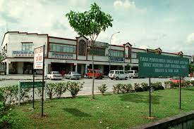 Kompleks pkns shah alam, shah alam mall (sacc), concorde hotel, carlton hotel, de palma hotel, grand bluewave hotel, nexus hotel seksyen 15 to 36 is core industrial areas. Starproperty