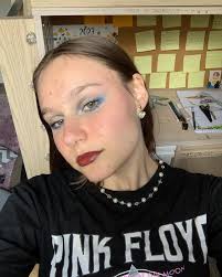 Evie Jones (Taylor's Version) (@evie.gracejones) • Instagram photos and  videos