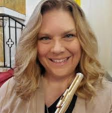 Colleen Bertram's Instagram, Twitter & Facebook