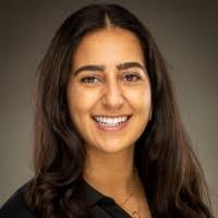 Hedieh Yazdani's Instagram, Twitter & Facebook