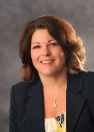 Linda Kolakowski's Instagram, Twitter & Facebook