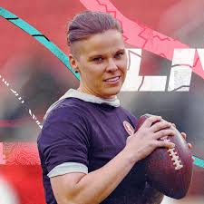 However, they also get many other perks. How Katie Sowers Became The First Woman And Gay Coach In The Super Bowl Sbnation Com