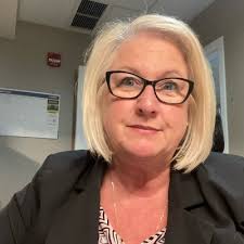 Desert Sage Bar is now open and ready to serve at the Renaissance Phoenix  Glendale Hotel and Spa. We're so excited see the renovation wrapping up.  More pictures of the guest rooms