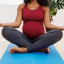 Pregnancy yoga cat pose and cow pose with pregnancy yoga expert lucy howlett. Prenatal Yoga 5 Pregnancy Yoga Poses To Ease Discomfort