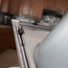 How to Change the Faucet Hose in a Kitchen Sink (with)